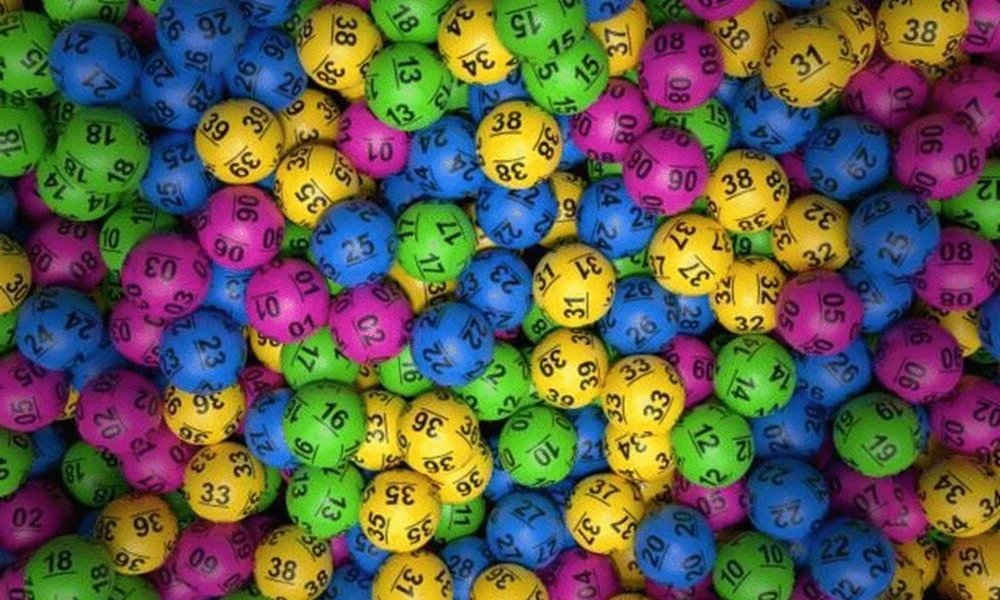 What keeps players returning to crypto casino games regularly?